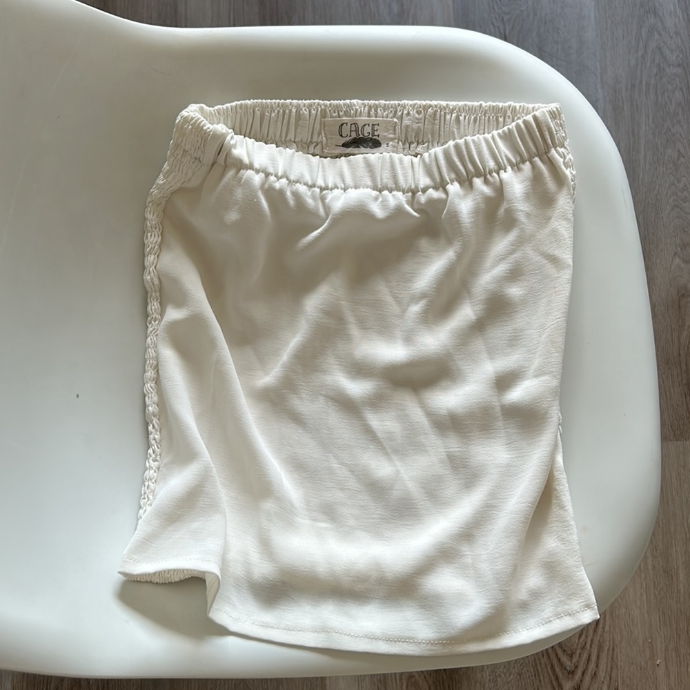 White Bodycon Skirt with Ruched Detailing - S